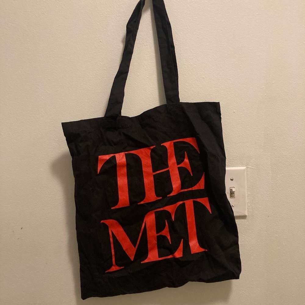 The Met Museum Tote Bag